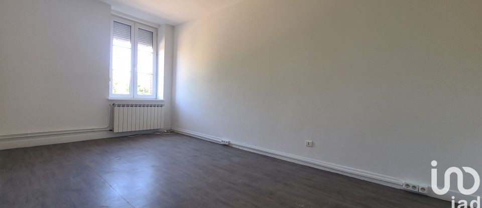 Apartment 3 rooms of 57 m² in Sedan (08200)