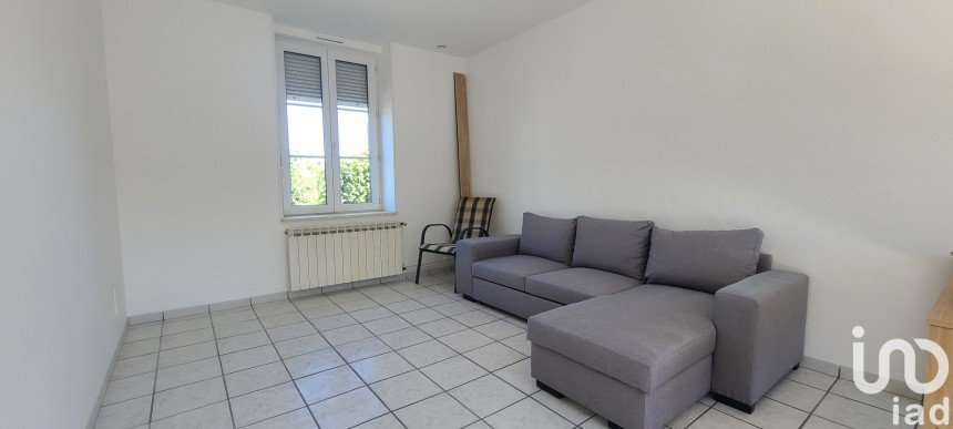 Apartment 3 rooms of 56 m² in Sedan (08200)