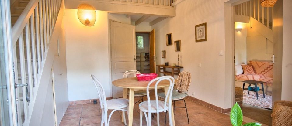 Bastide 9 rooms of 305 m² in Castillon-du-Gard (30210)