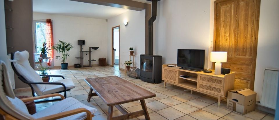 Bastide 9 rooms of 305 m² in Castillon-du-Gard (30210)