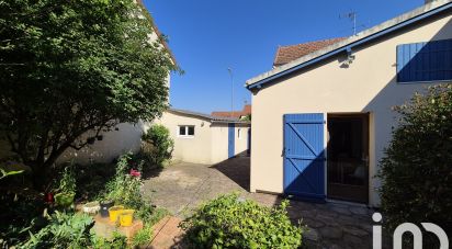 Maison de village 2 pièces de 55 m² à Isles-les-Meldeuses (77440)