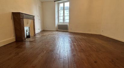 Apartment 3 rooms of 60 m² in Nantes (44000)