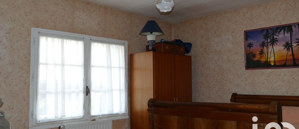 Traditional house 5 rooms of 125 m² in Londigny (16700)