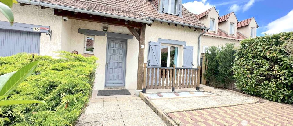 Traditional house 5 rooms of 117 m² in Achères (78260)