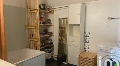 Apartment 3 rooms of 75 m² in Tours (37000)