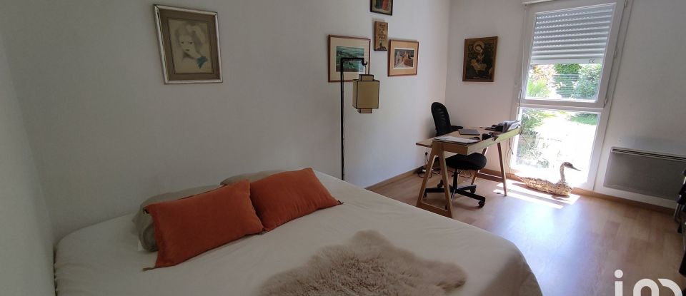 Apartment 3 rooms of 70 m² in La Chapelle-des-Fougeretz (35520)