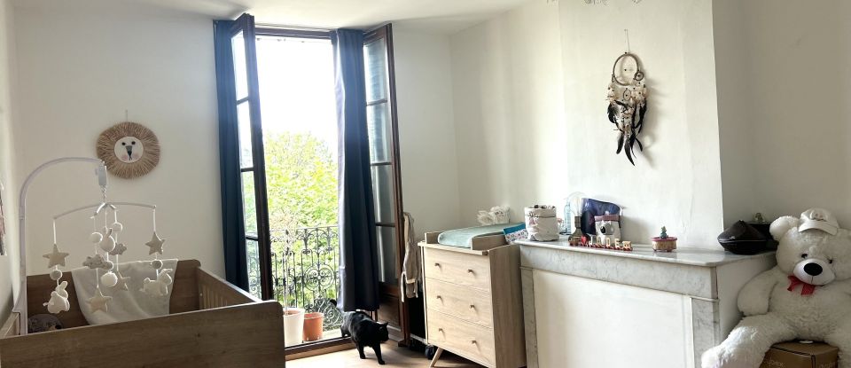 Apartment 3 rooms of 87 m² in Les Mées (04190)