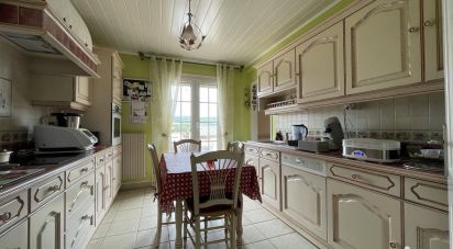 House 6 rooms of 104 m² in Hodeng-au-Bosc (76340)