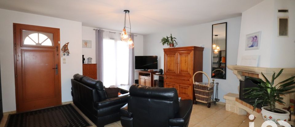 House 5 rooms of 132 m² in Bray-en-Val (45460)