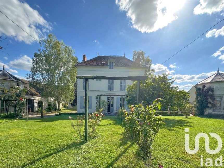 Mansion 8 rooms of 280 m² in Maule (78580)