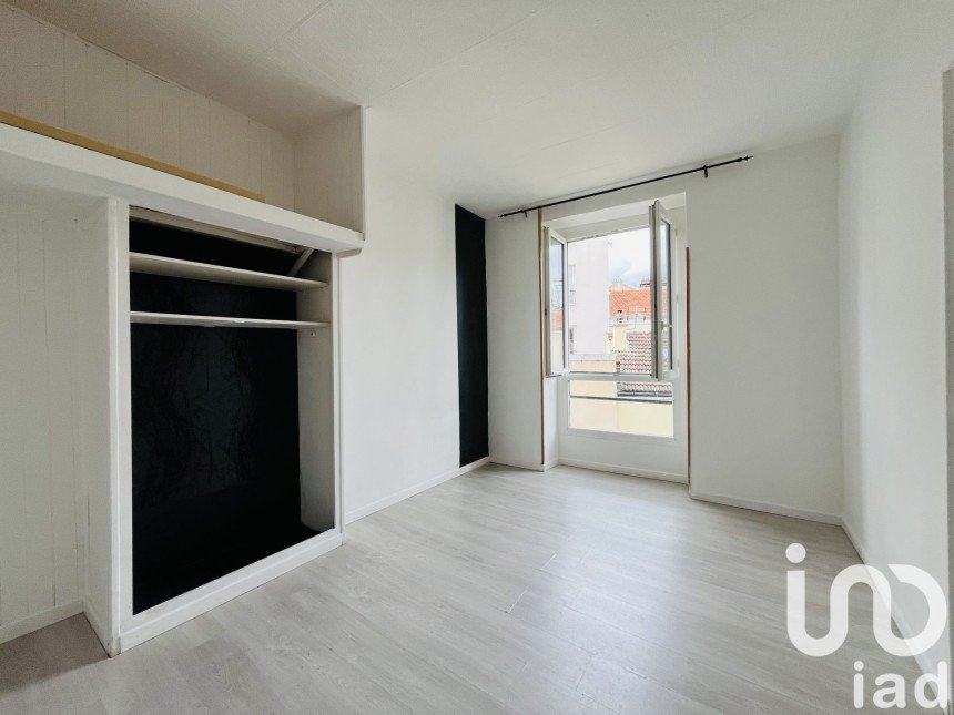 Studio 1 pièce de 20 m² à Ivry-sur-Seine (94200)