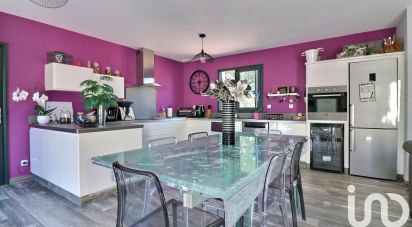 House 4 rooms of 116 m² in Saint-Maximin-la-Sainte-Baume (83470)