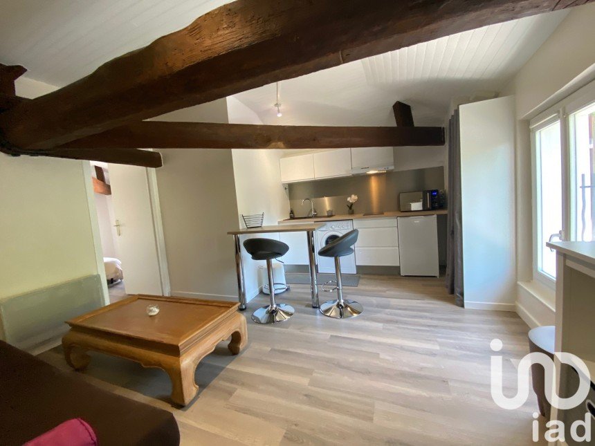 Appartement 2 pièces de 27 m² à Linas (91310)