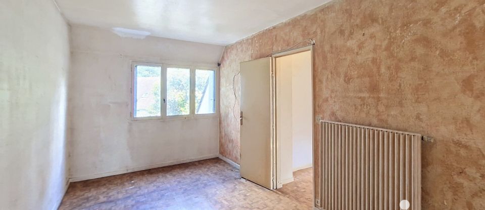 House 5 rooms of 102 m² in Saint-Fargeau-Ponthierry (77310)