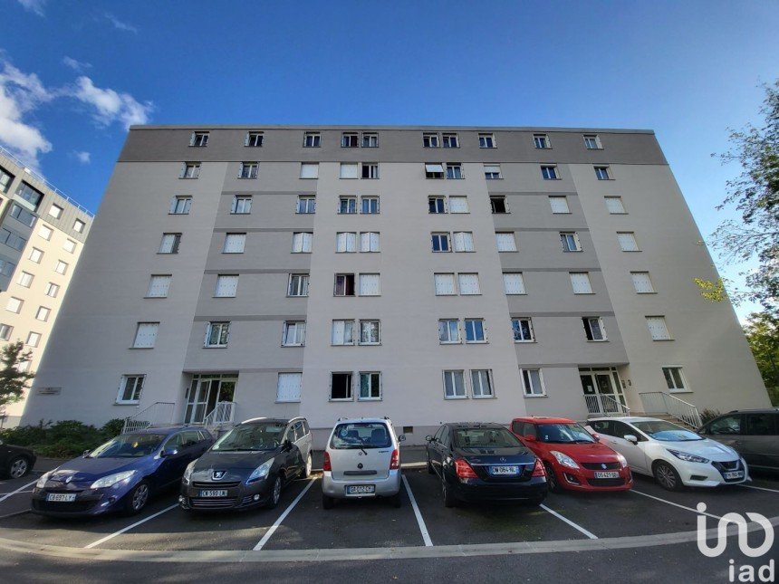 Appartement 4 pièces de 79 m² à Orléans (45000)