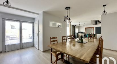 Maison 5 pièces de 121 m² à Saint-Léger-de-Montbrun (79100)