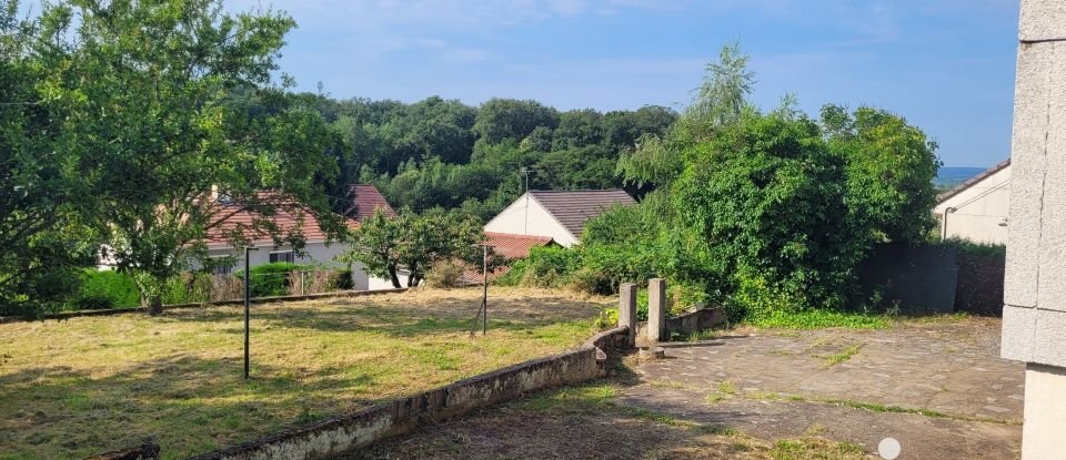 Town house 4 rooms of 80 m² in Gueugnon (71130)