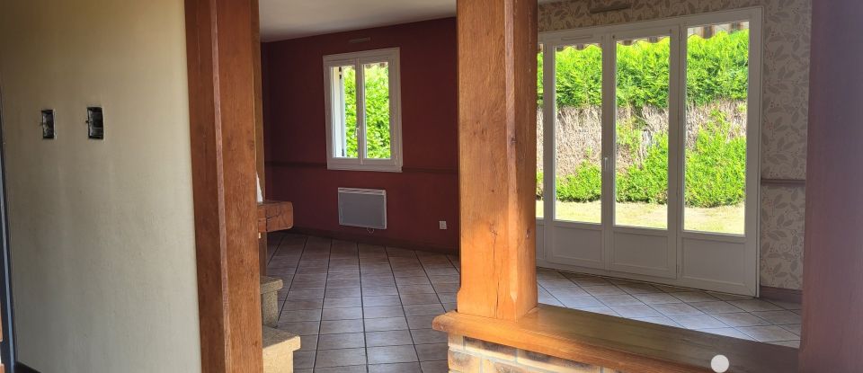 Town house 4 rooms of 80 m² in Gueugnon (71130)