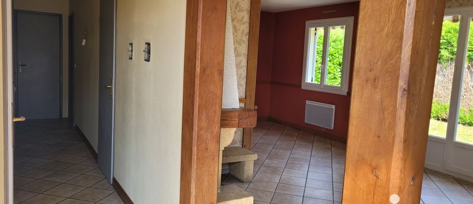 Town house 4 rooms of 80 m² in Gueugnon (71130)