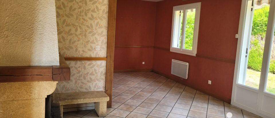 Town house 4 rooms of 80 m² in Gueugnon (71130)