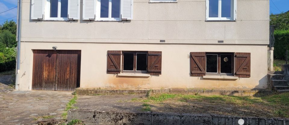 Town house 4 rooms of 80 m² in Gueugnon (71130)