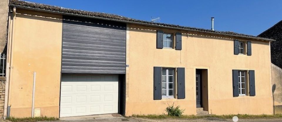 Maison de village 4 pièces de 113 m² à Saint-Maxire (79410)