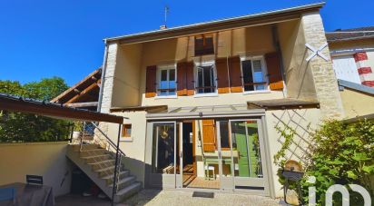 House 6 rooms of 154 m² in Bouhy (58310)