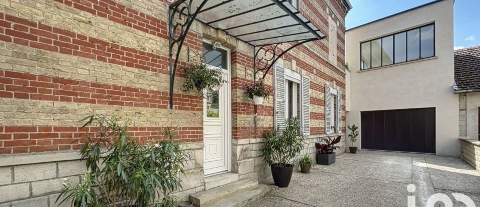 Maison traditionnelle 5 pièces de 137 m² à AY (51160)