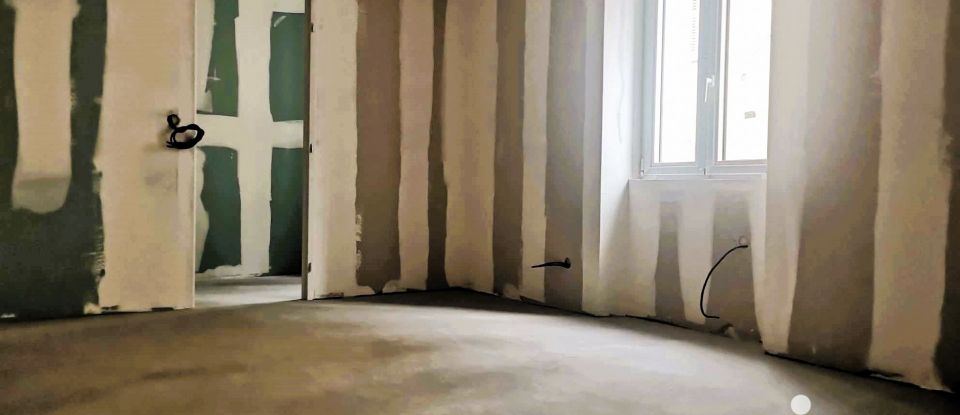 Apartment 3 rooms of 83 m² in Solliès-Pont (83210)