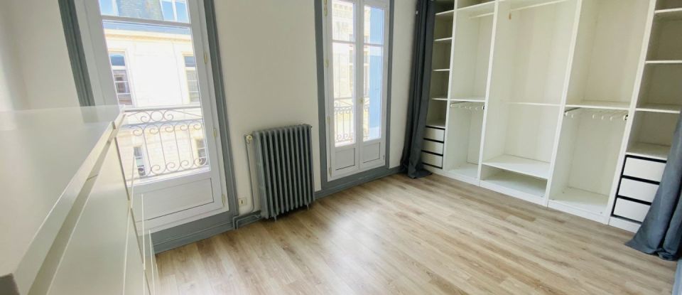 Apartment 3 rooms of 61 m² in Poitiers (86000)