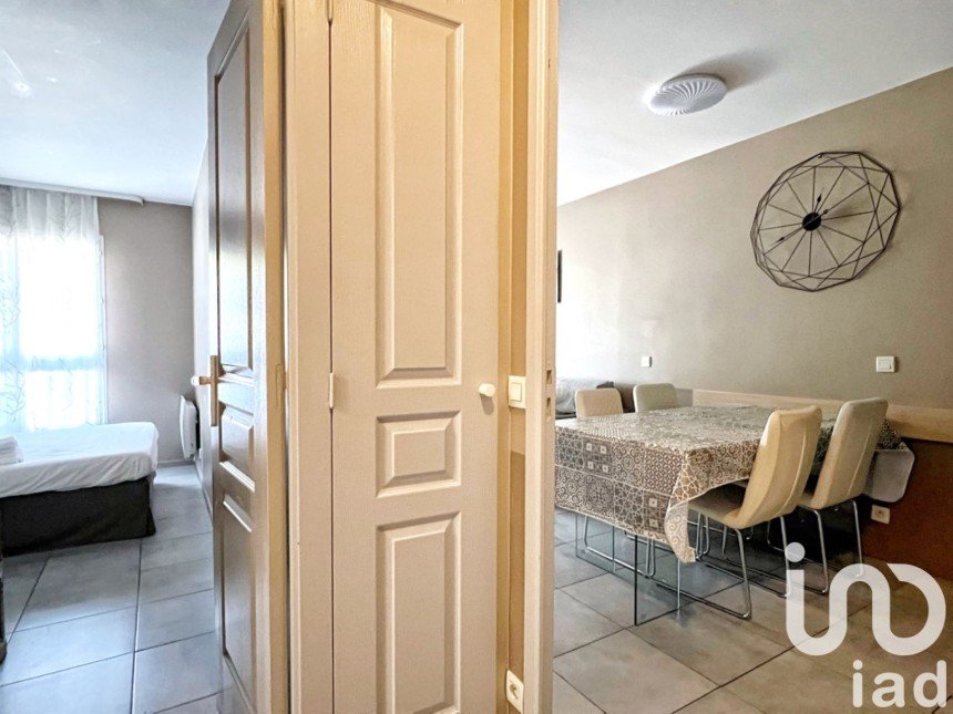 Apartment 2 rooms of 31 m² in Serris (77700)