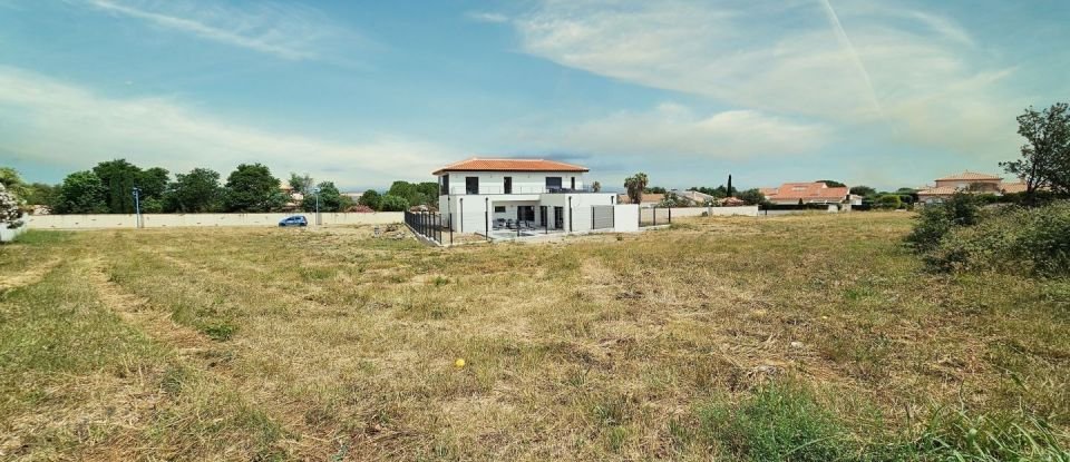 Land of 1,023 m² in Canohès (66680)