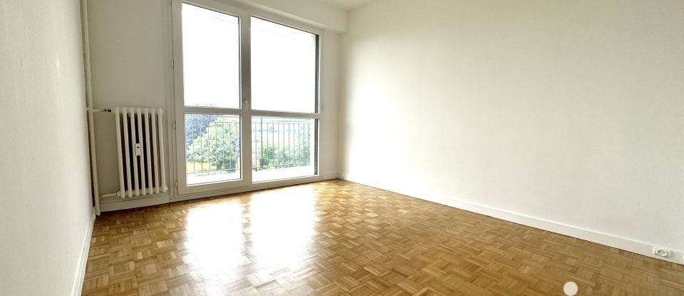 Apartment 3 rooms of 74 m² in Châtenay-Malabry (92290)