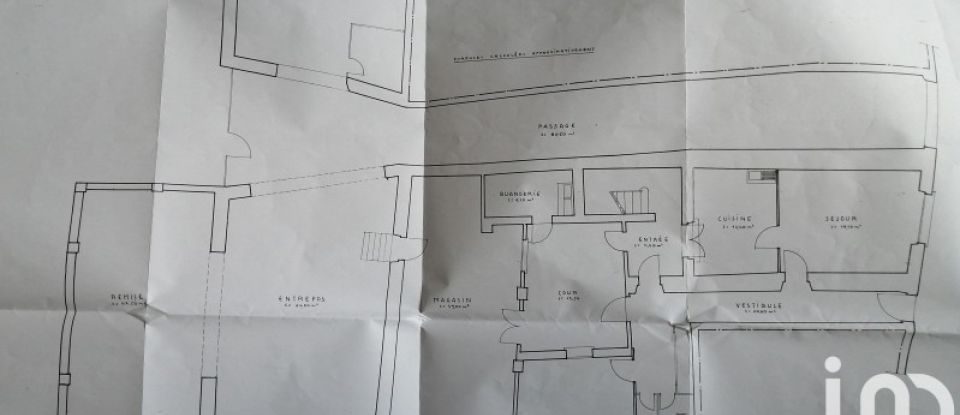 Immeuble de 385 m² à Bagnols-sur-Cèze (30200)