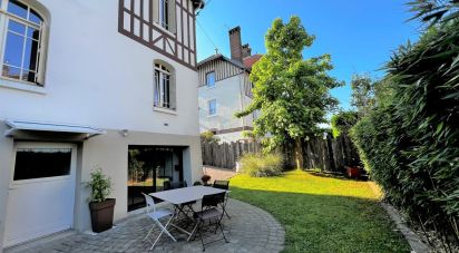 House 8 rooms of 140 m² in Maromme (76150)