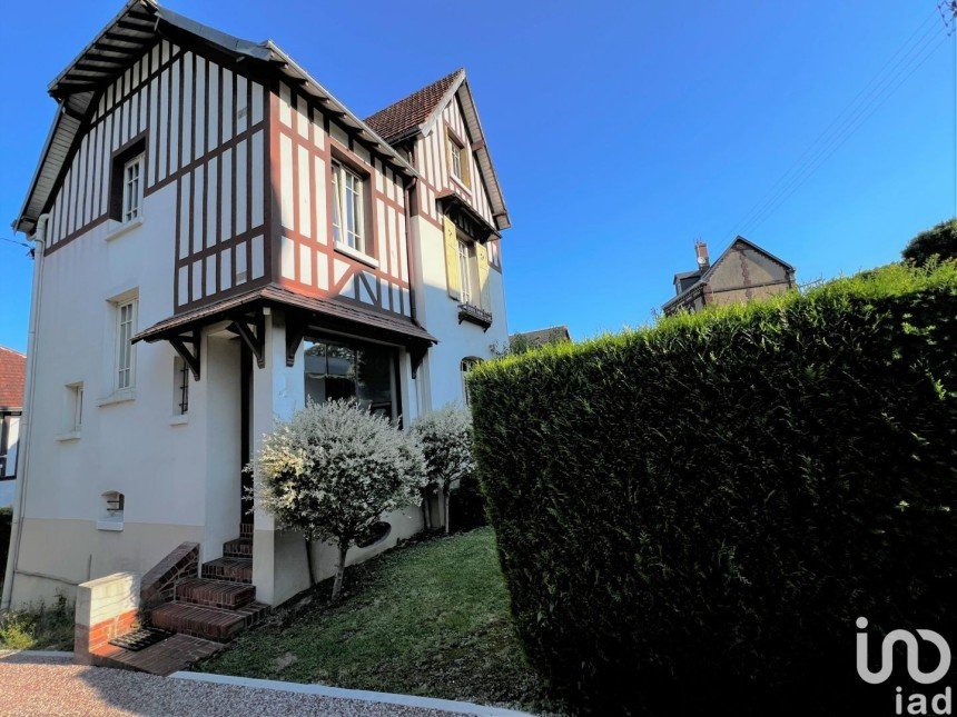 Maison 8 pièces de 140 m² à Maromme (76150)