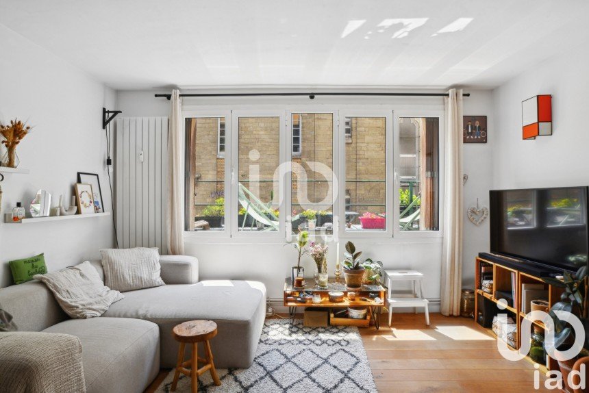 Appartement 2 pièces de 47 m² à Paris (75018)
