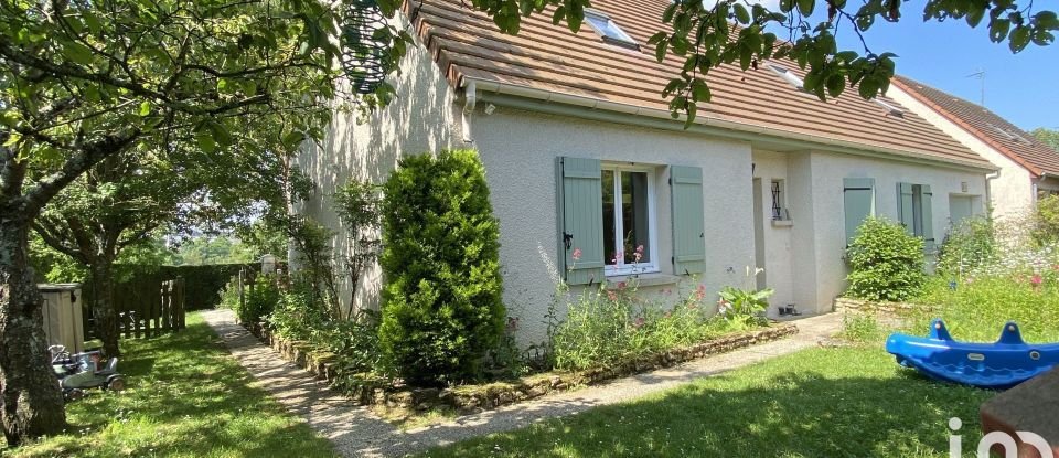 House 7 rooms of 150 m² in AUNEAU (28700)