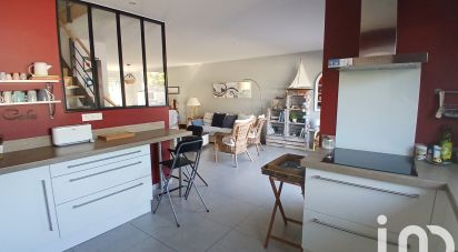 House 5 rooms of 119 m² in La Rochelle (17000)