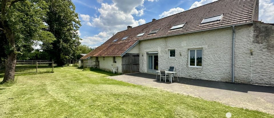 Maison 14 pièces de 527 m² à Bannost-Villegagnon (77970)