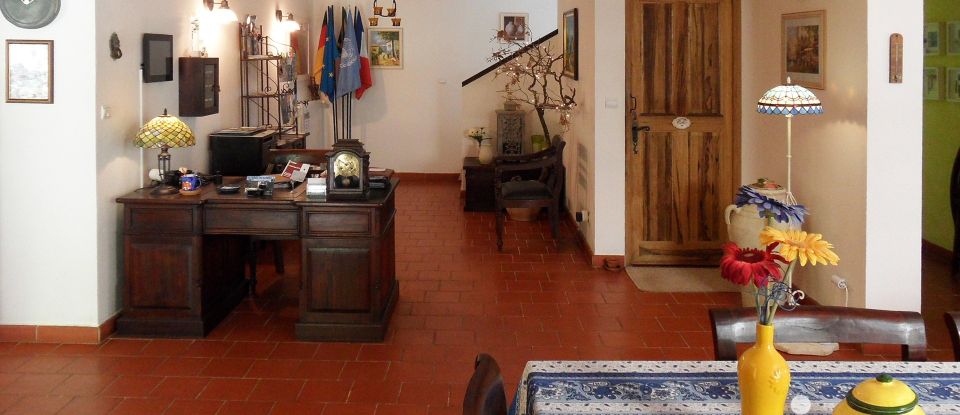 Bastide 12 rooms of 341 m² in Bras (83149)