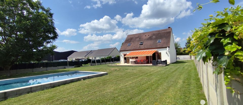 Traditional house 6 rooms of 157 m² in Ingré (45140)