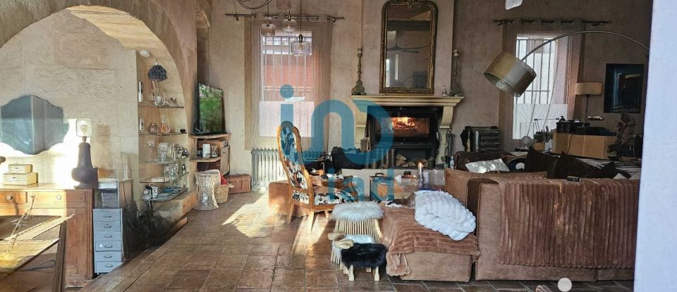 Town house 7 rooms of 230 m² in Nîmes (30000)