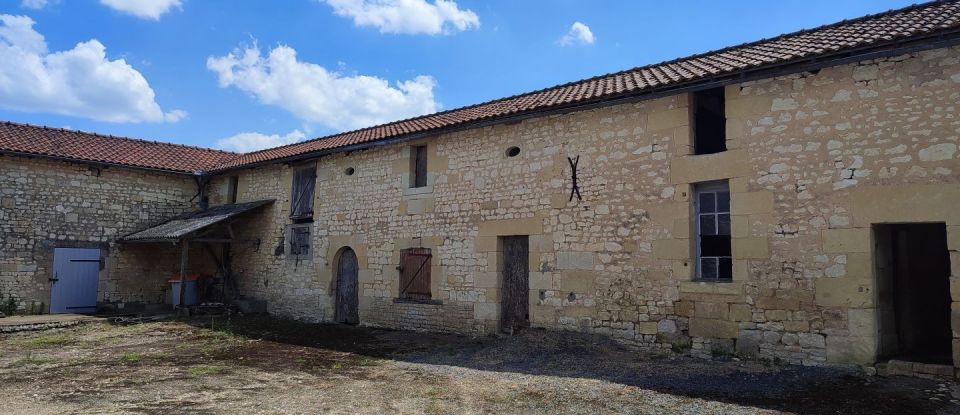 Maison 8 pièces de 207 m² à Loudun (86200)