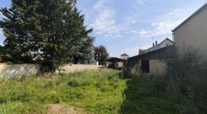 Land of 1,455 m² in Melun (77000)