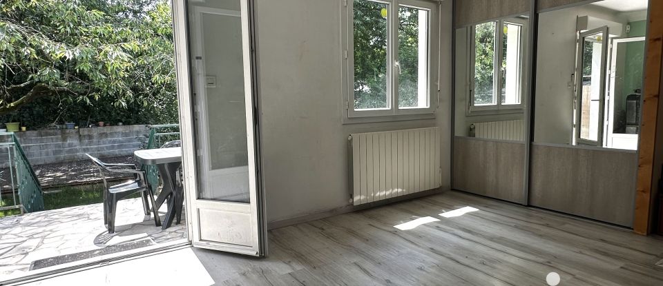 Town house 5 rooms of 102 m² in Saumur (49400)