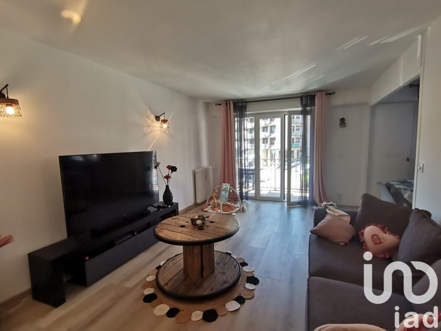 Appartement 3 pièces de 77 m² à Albertville (73200)