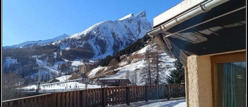 Hotel-restaurant of 548 m² in Allos (04260)