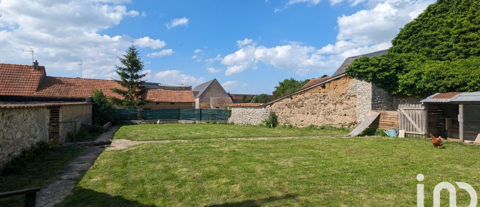 Traditional house 5 rooms of 104 m² in Berchères-les-Pierres (28630)