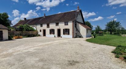 Farm 7 rooms of 180 m² in Champignelles (89350)
